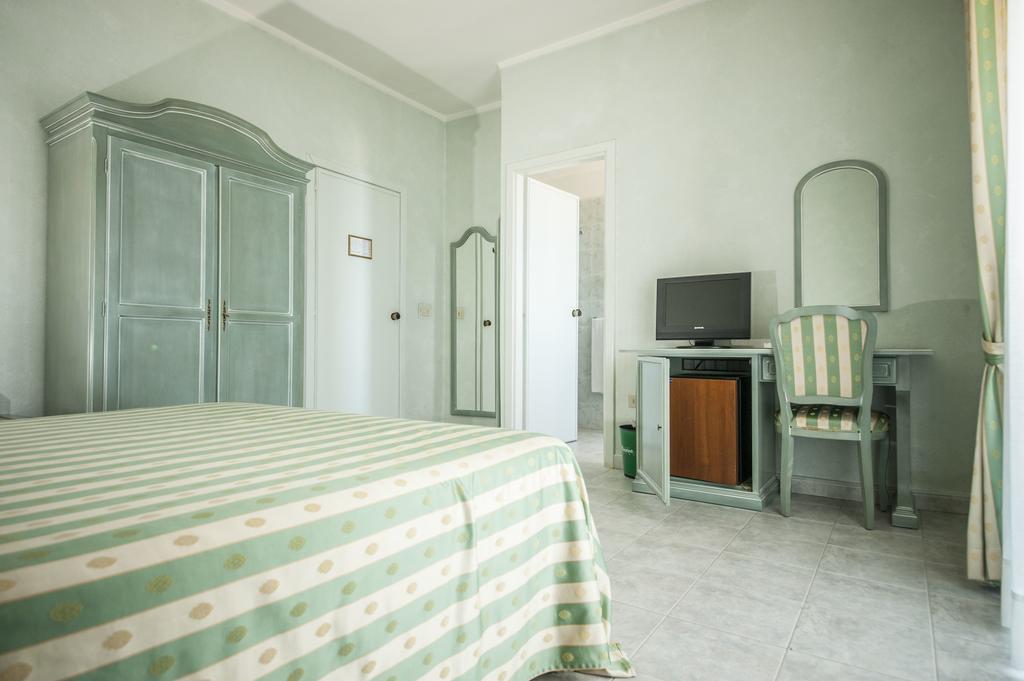 Hotel Murano Rossano Phòng bức ảnh